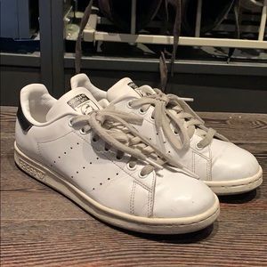 ADIDAS - STAN SMITHS - SZ 7 1/2